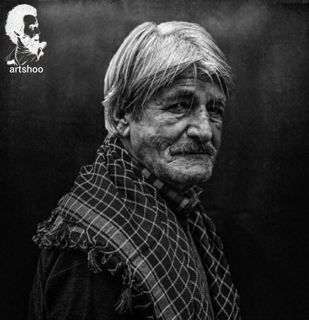 مدل پرتره سیاه قلم